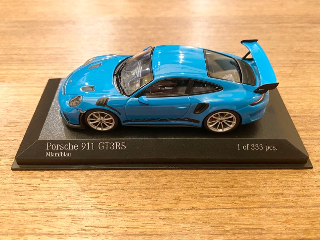 新品 1/43 ミニチャンプス ポルシェ 991.2 911GT3RS ブルー