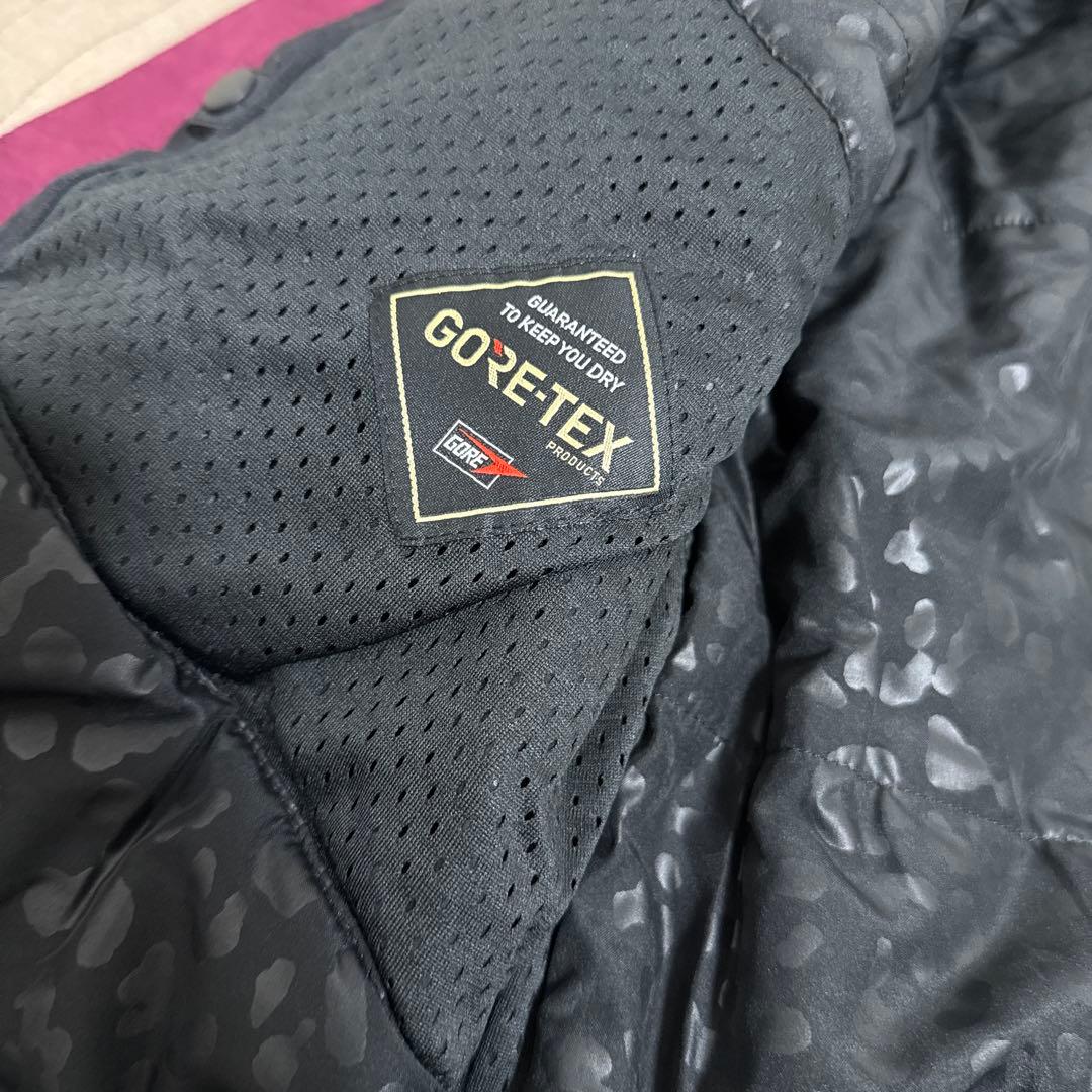 VOLCOM GORE-TEX スノーボードジャケット　ボルドー Mサイズ