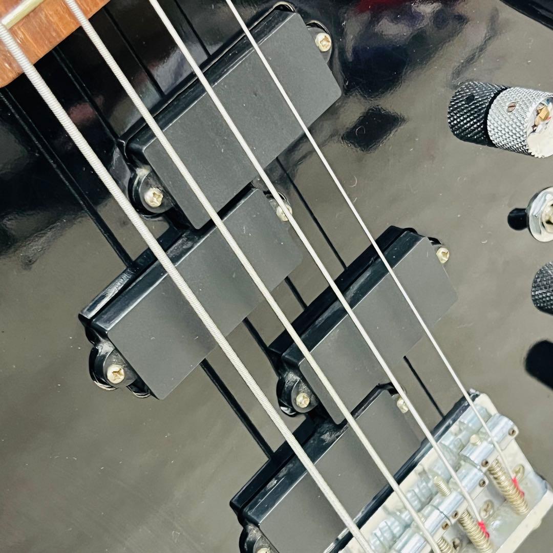 Founder ファウンダー ジャパンビンテージ イーグルシェイプ エレキベース