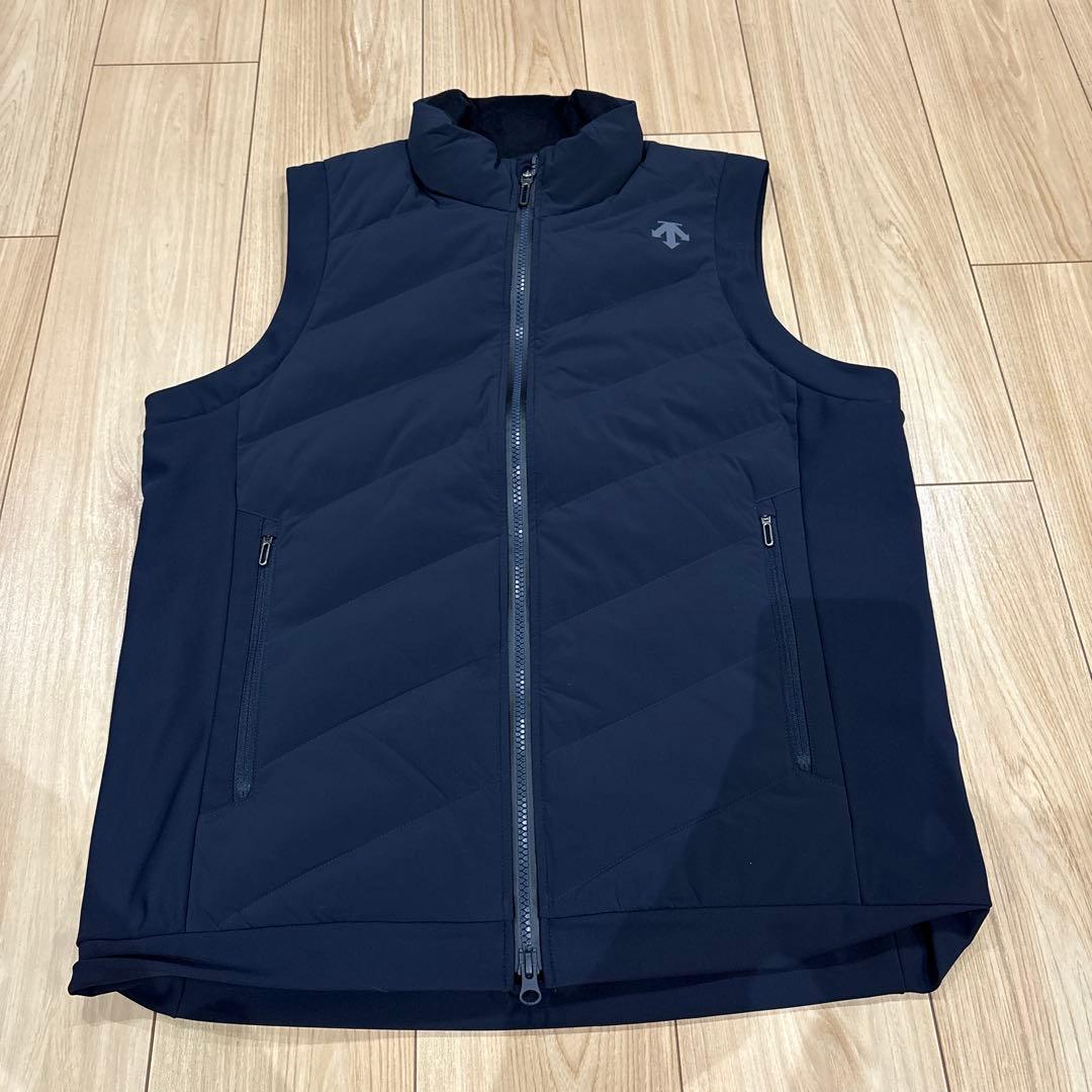 新作美品　デサントゴルフ　ディタッチャブル2WAY中綿ジャケット　アウター　濃紺