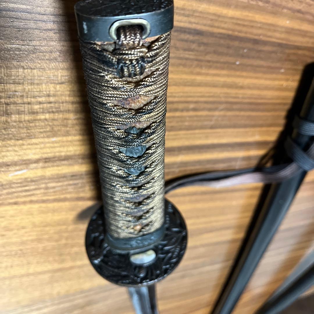 模造刀伊達政宗愛刀お得なセットになります。打刀、脇差し、刀台