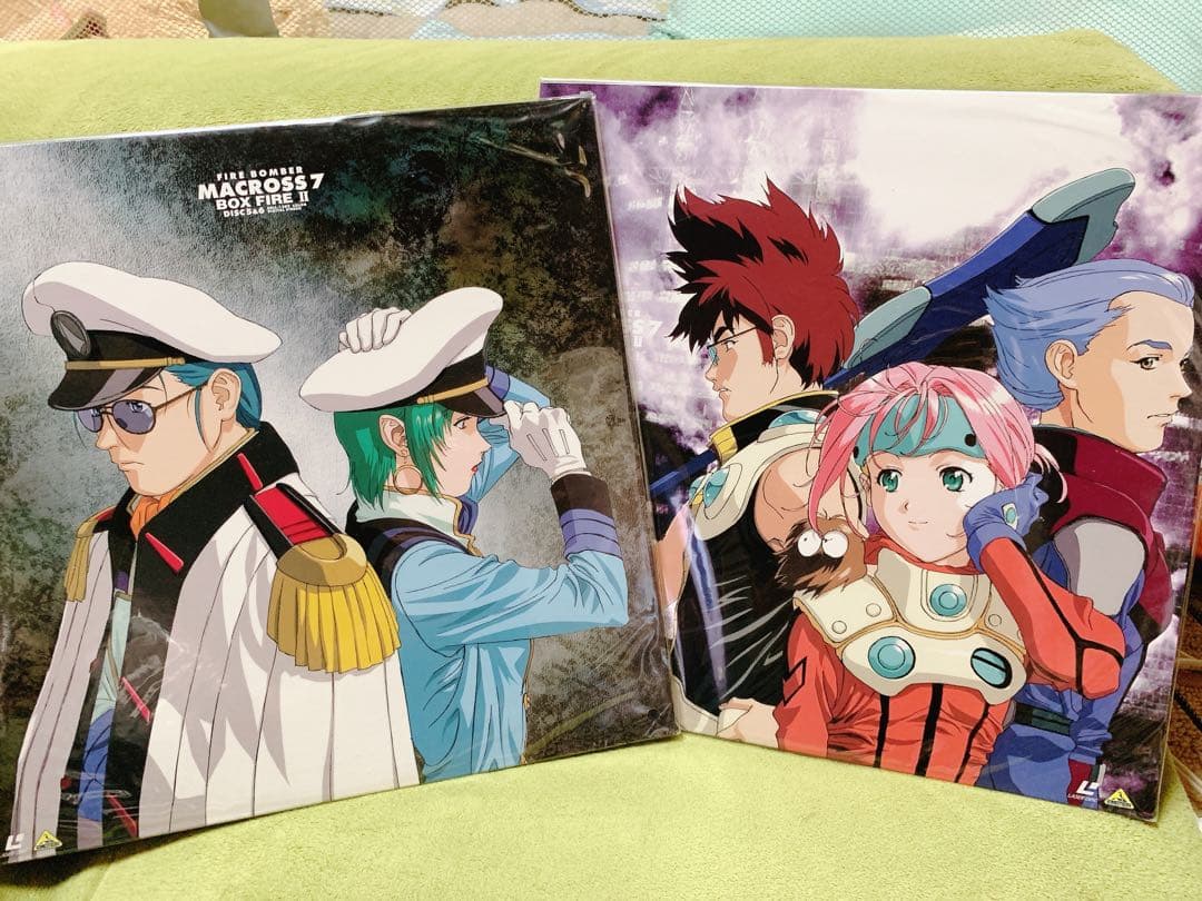 期間限定生産マクロス7 BOX FIRE 1 ＆ 2 LD-BOX