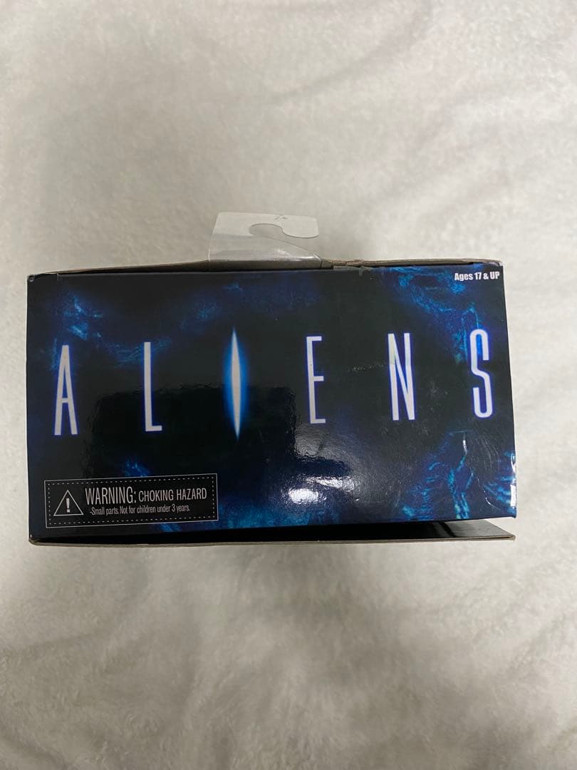 NECA ネカ アルティメット ウォーリー エイリアン プレデター