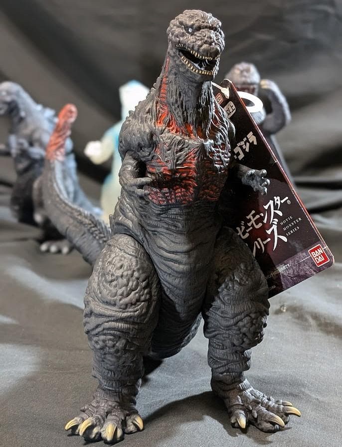 ゴジラ初代・逆襲白・シン・シェー（バンダイ）ムービーモンスターシリーズ４体セット