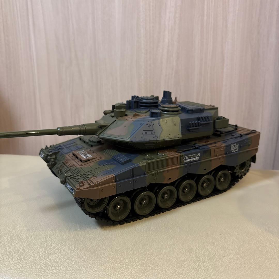 TJ001 迷彩戦車 1/18 ラジコン