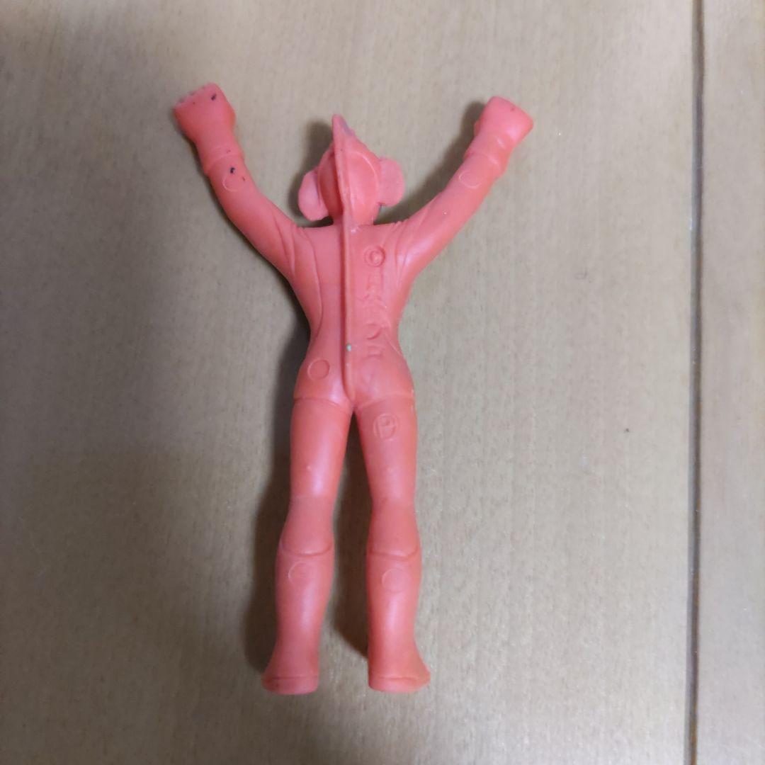 ウルトラの母　ゴム人形