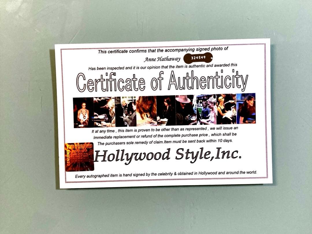 アン・ハサウェイ直筆サイン入り超大型写真…Anne Hathaway