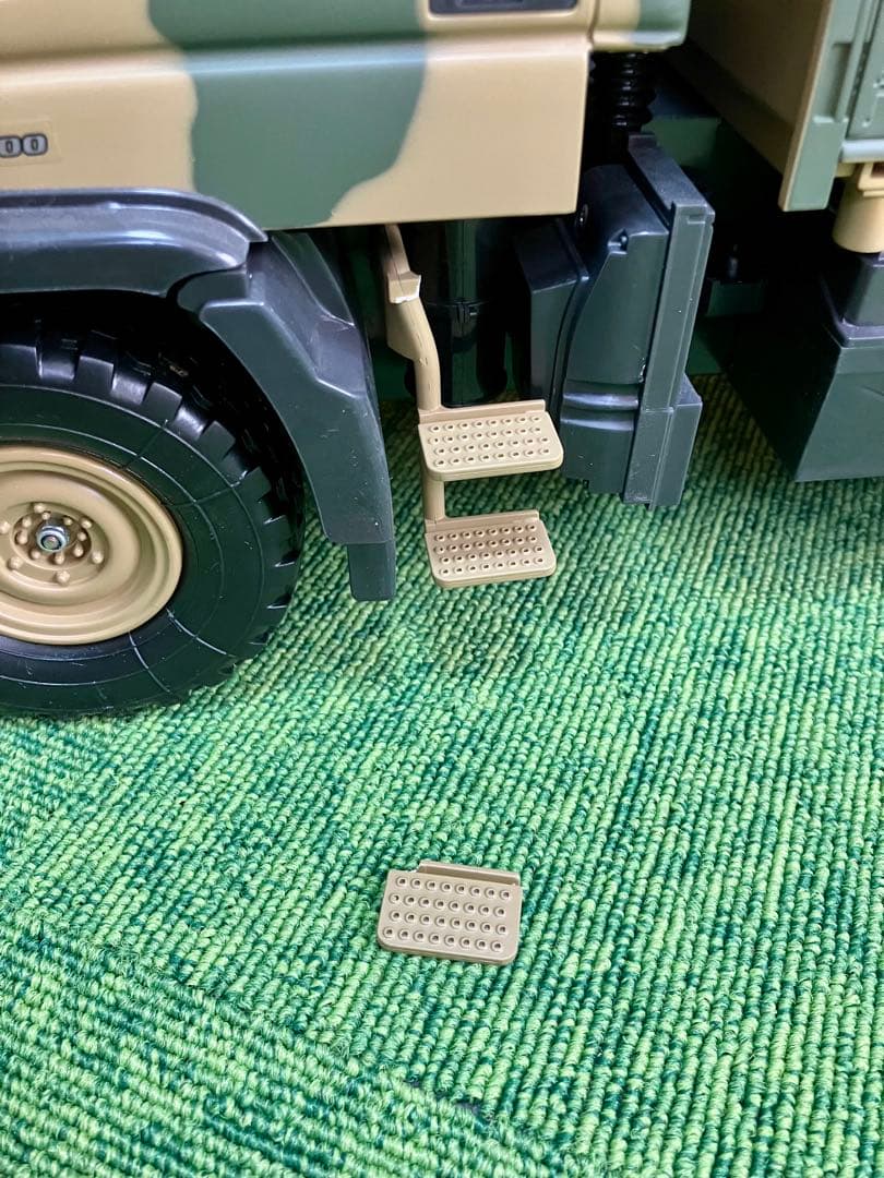 絶版タミヤ1\12メルセデスベンツ・ウニモグハンター