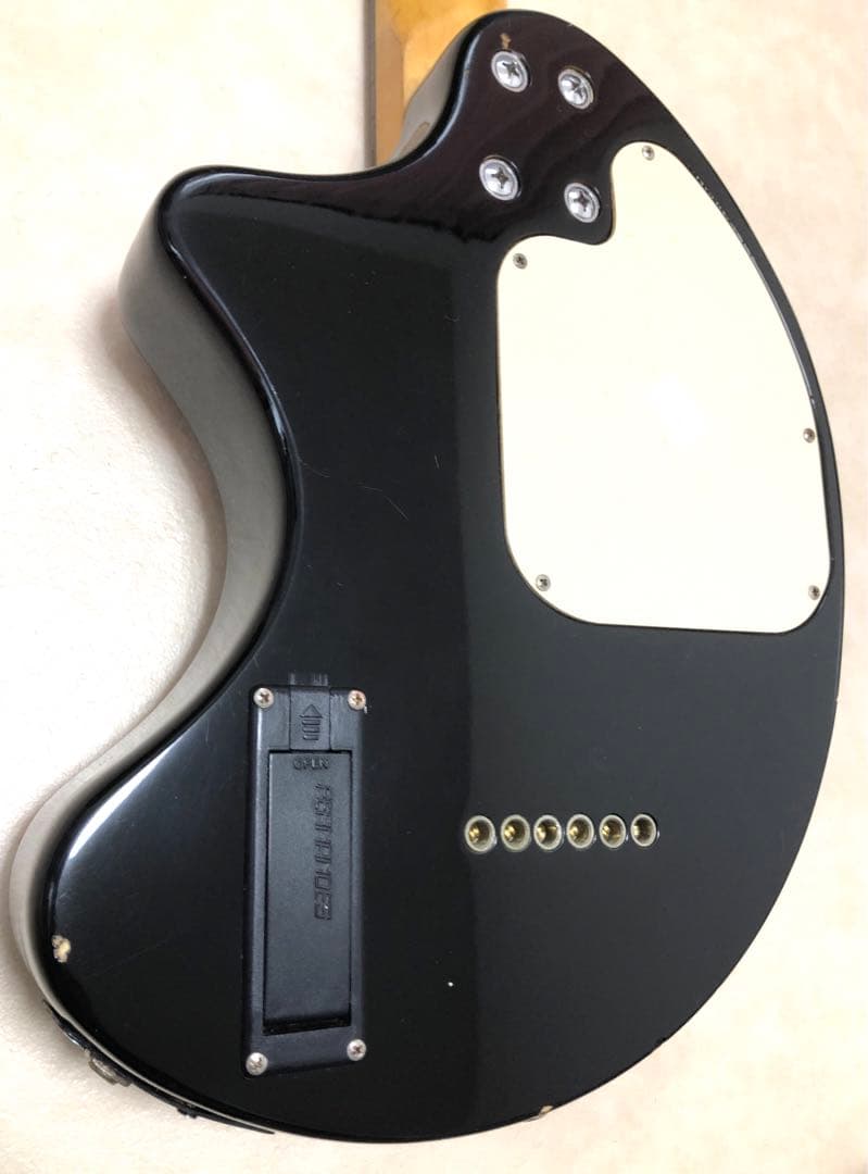 【美品】ZO-3 ブラック アンプ内蔵ミニギター ヘッドフォン端子付