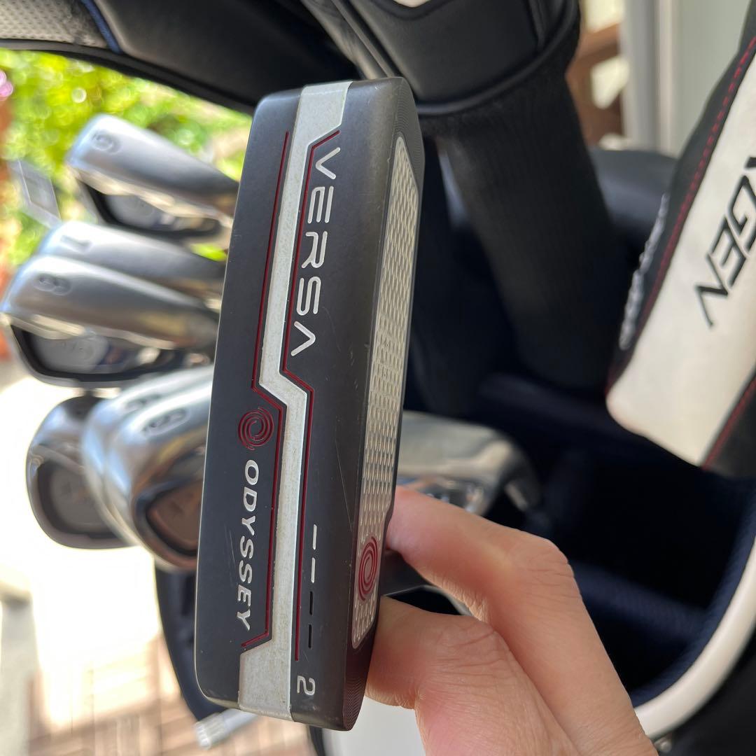 XXIO ゴルフバッグ・キャディバッグ ホワイト/ブルー　クラブセット