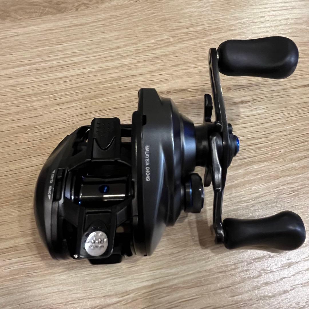 美品　19 SHIMANO SLX MGL 71HG ベイトリール　左巻き
