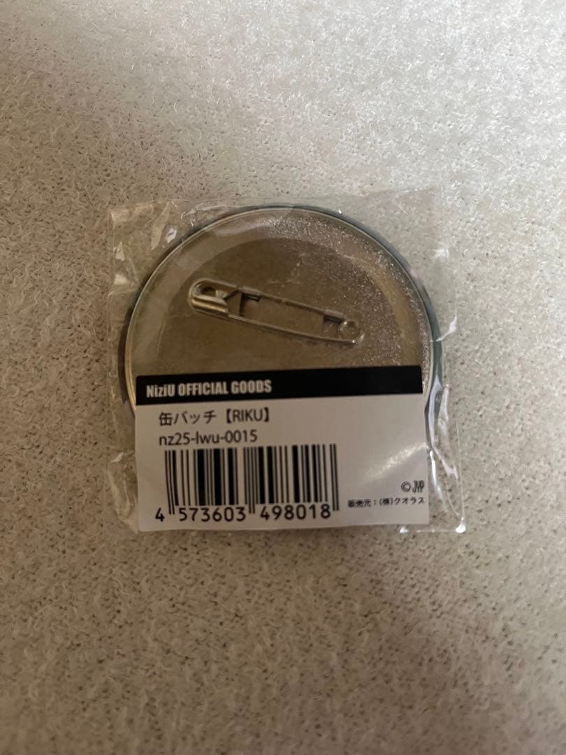NiziU リクRIKU うちわケース　ぬいぐるみバッジその他セット