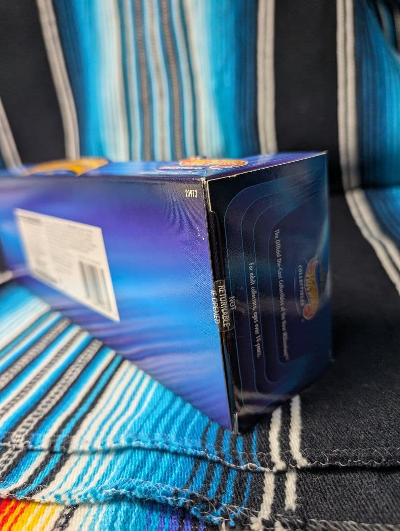 超美品未開封品❗1/64 ホットウィール　LOWRIDER MAGAZINE