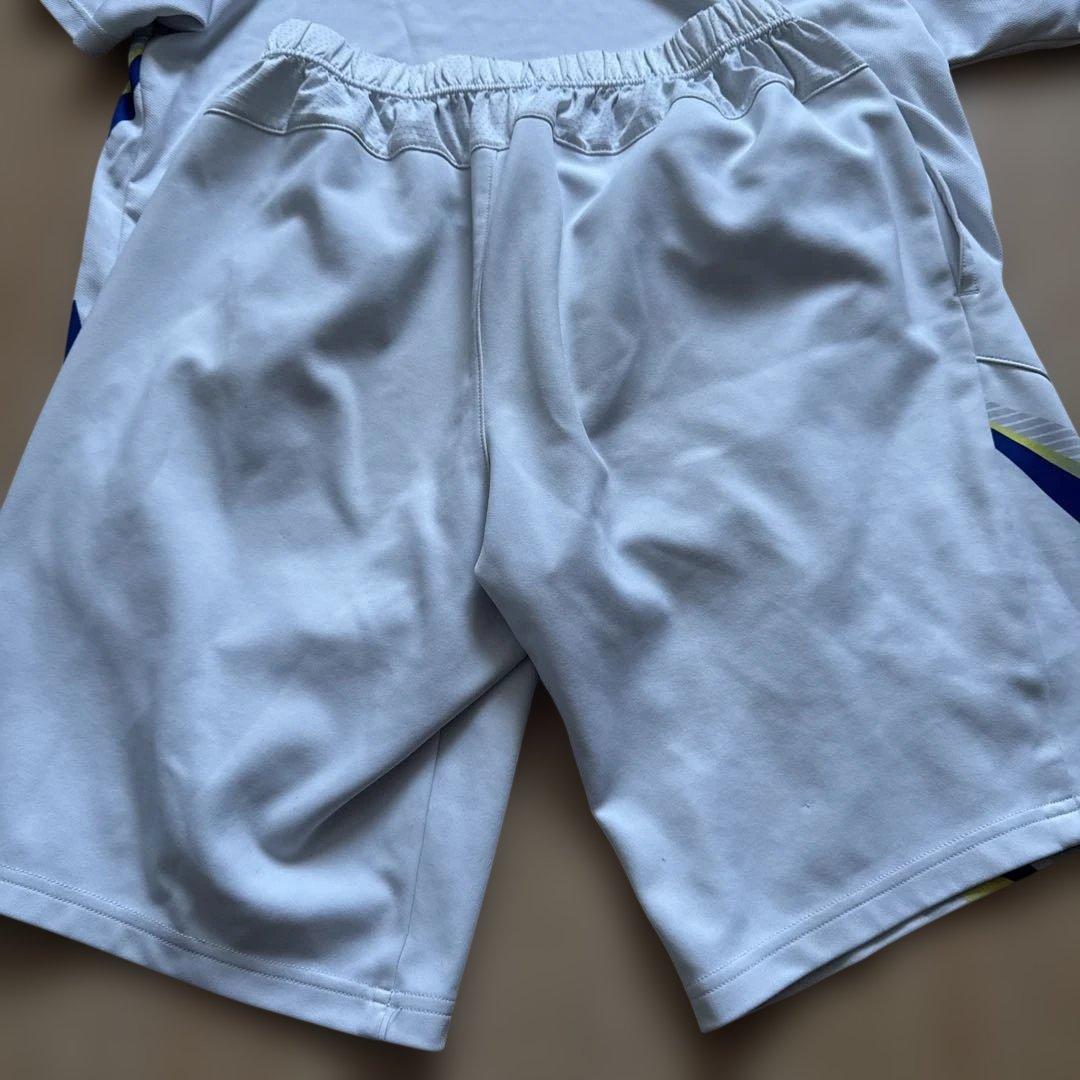 YONEX ホワイト ハーフパンツ　Oサイズ