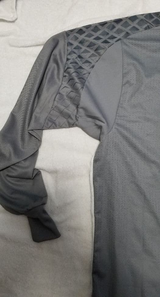 サッカー、日本代表、ゴールキーパーユニフォーム、サイズ2XO。長袖