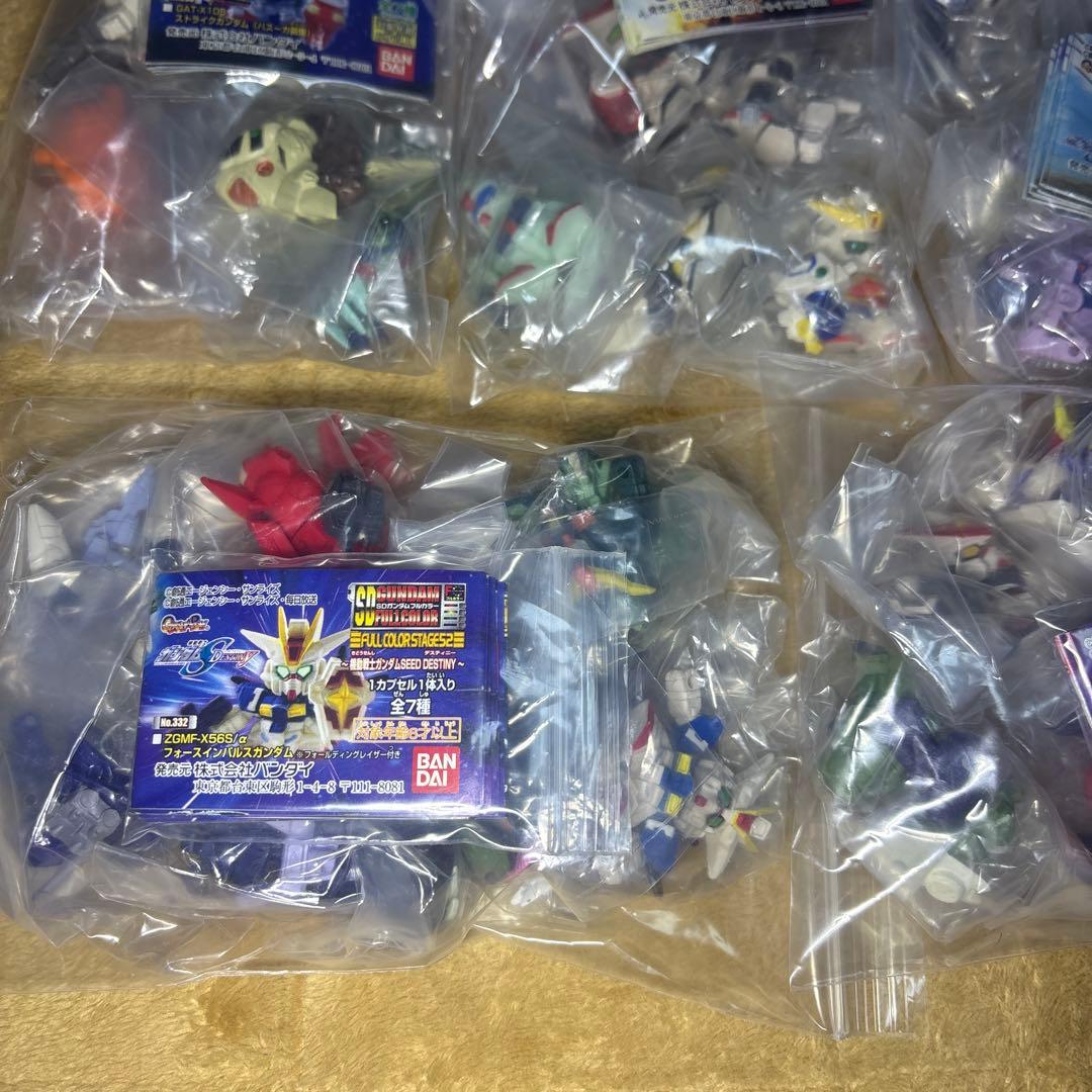 SDガンダム　フルカラー　56種セット　ブック付き　未開封