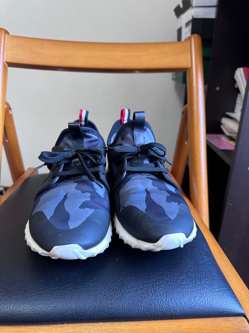 モンクレールスニーカー