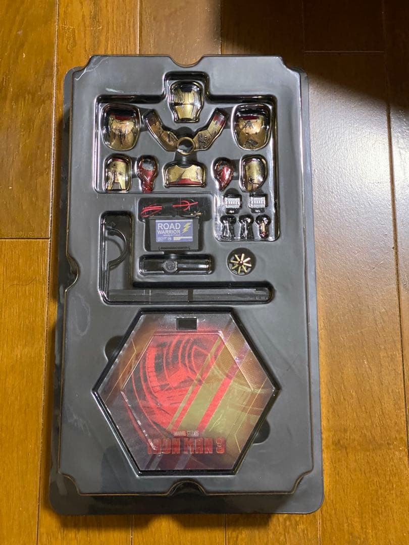 ホットトイズ ムービーマスターピース DIECAST アイアンマンマーク42