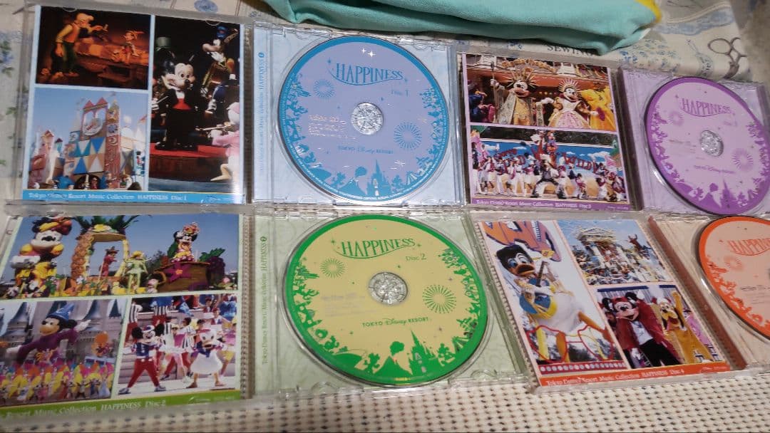 ディズニー　30周年記念　音楽コレクション　HAPPINESS