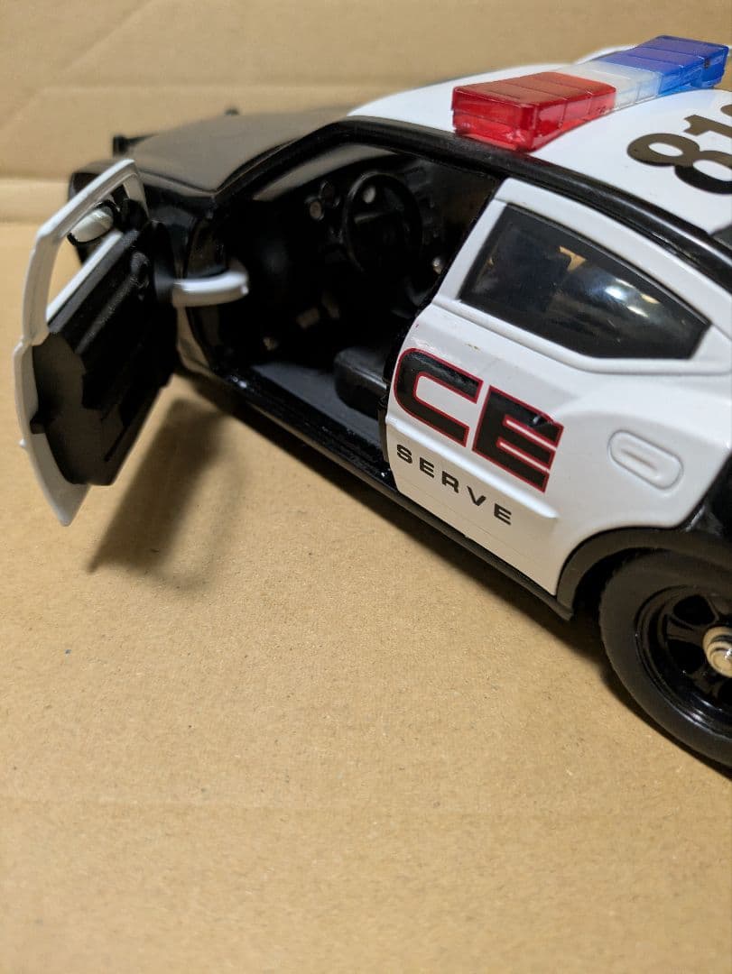 パトカー　jada 2006 ダッジ チャージャー R/T