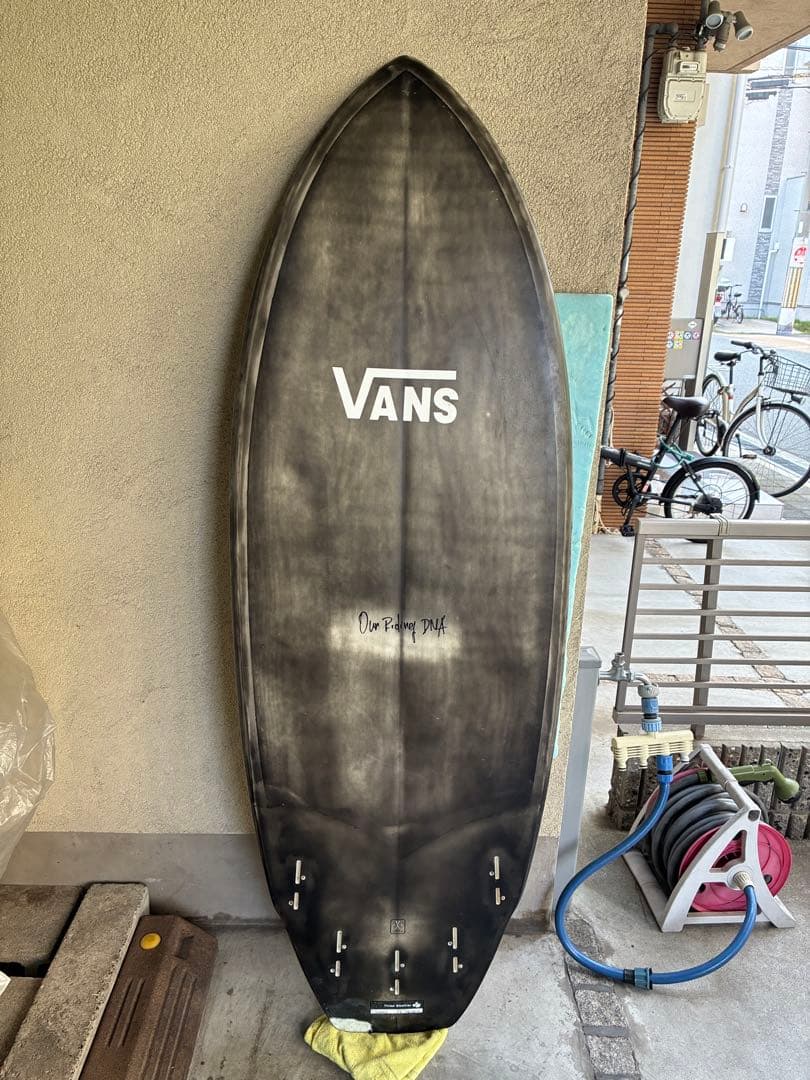 送料込　スリーウェザーサーフボード　シェルター　40L