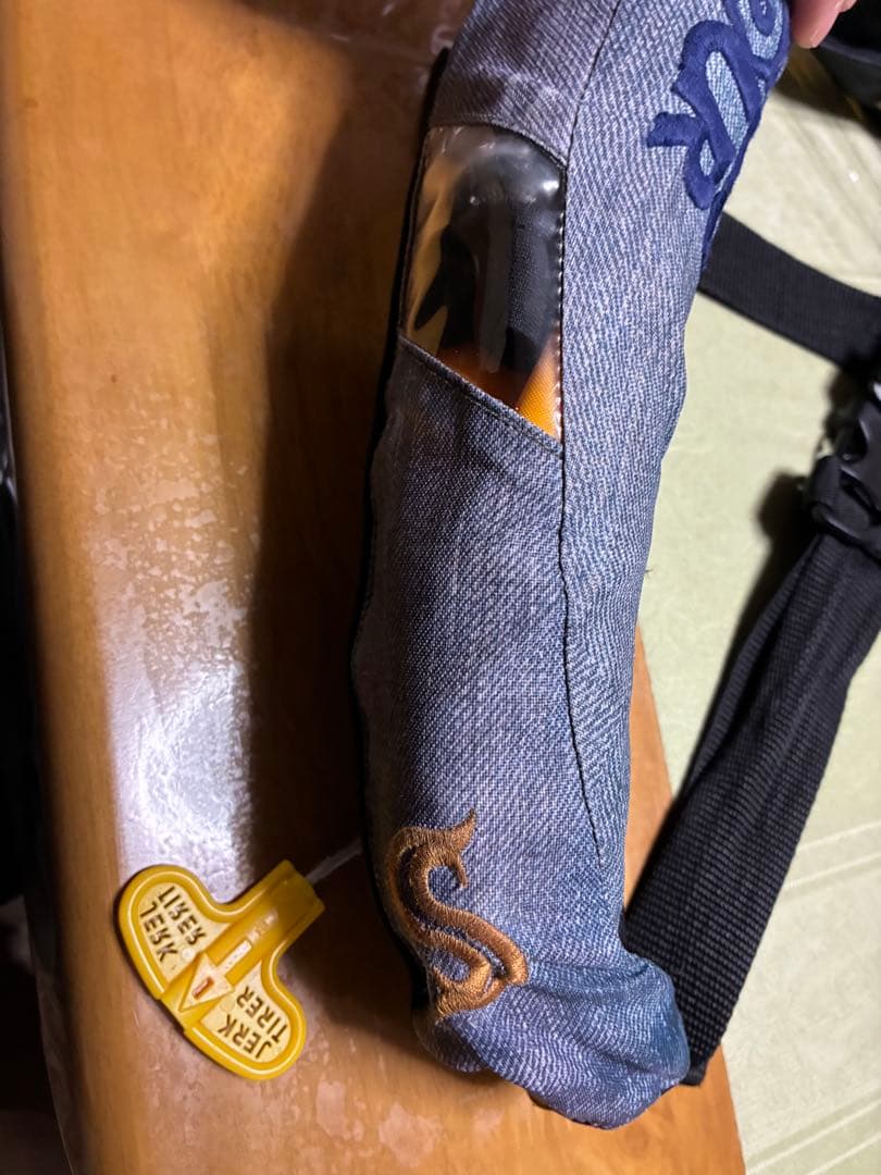 34 THIRTY FOUR★ブルーストーム自動膨張救命胴衣★桜★交換ボンベ付き