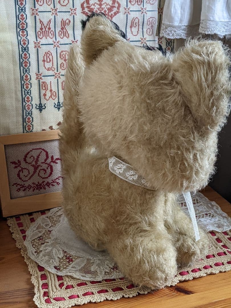 【p】アンティークベア　ドイツ　DDR　グリーンアイの猫ちゃん