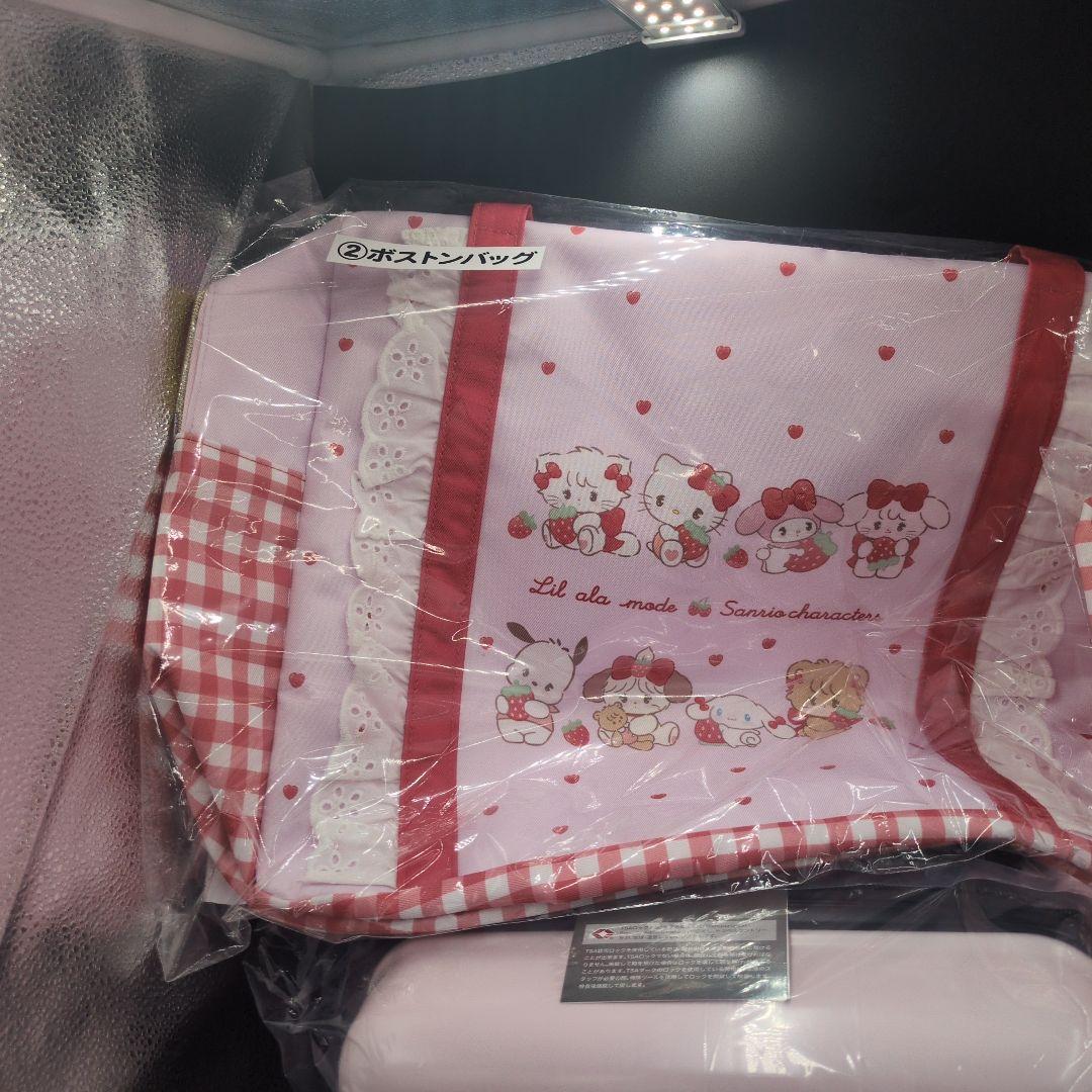 Lil ala mode ×サンリオキャラクターズ 当りくじ