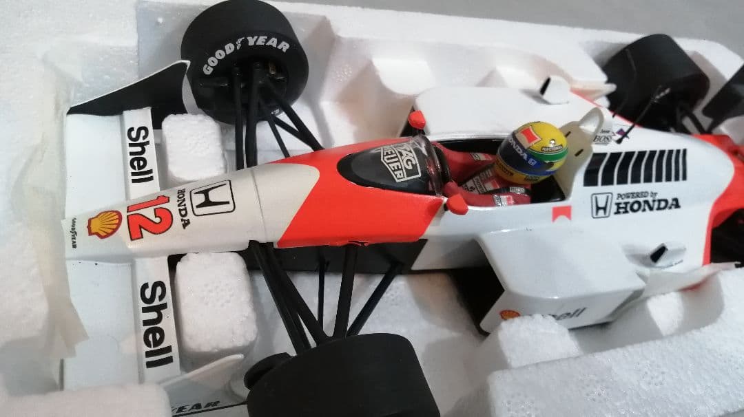 MINICHAMPS アイルトンセナ マクラーレン ホンダMP4/4 1989
