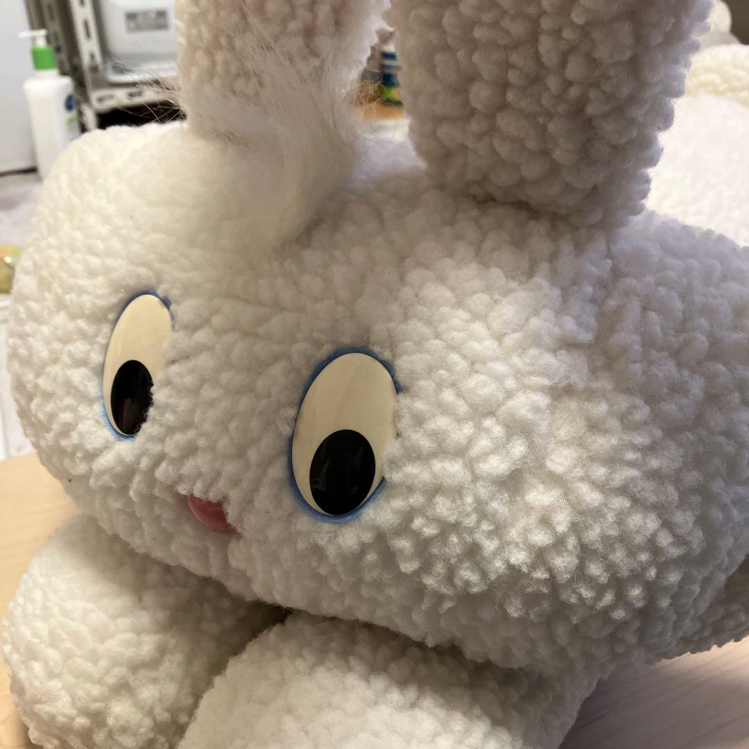 Thunder Bunny ぬいぐるみ　特大ＸＬ