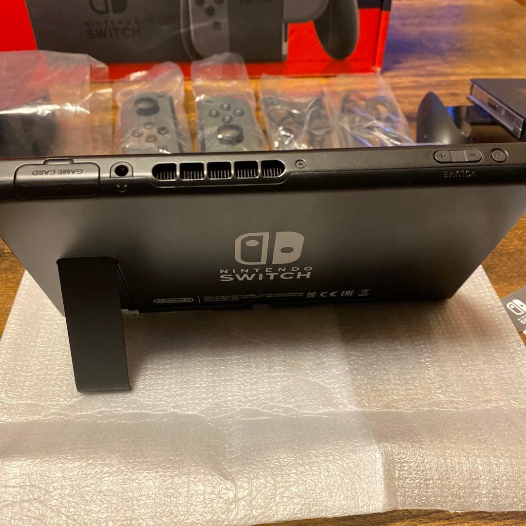 Nintendo Switch 本体 グレー 付属品完備　SDカード付き