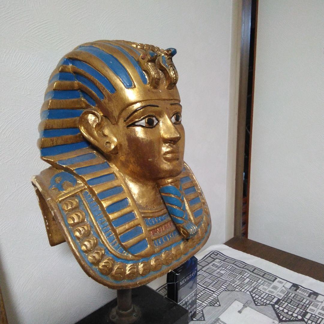 1985年 エジプトにて 彫刻作りのツタンカーメン