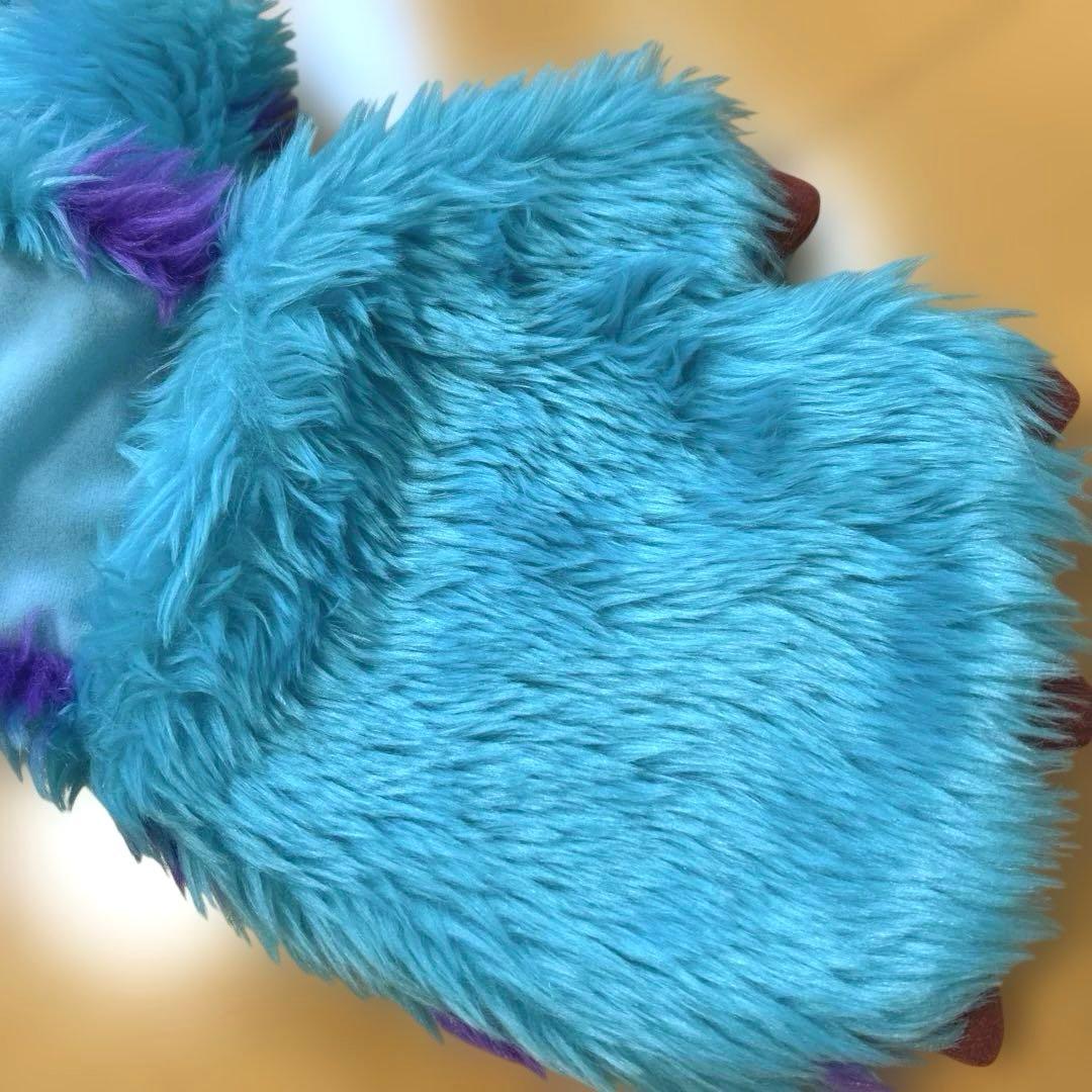 ★ディズニー★モンスターズインク　サリー　マフラーキャップ　ファンキャップ