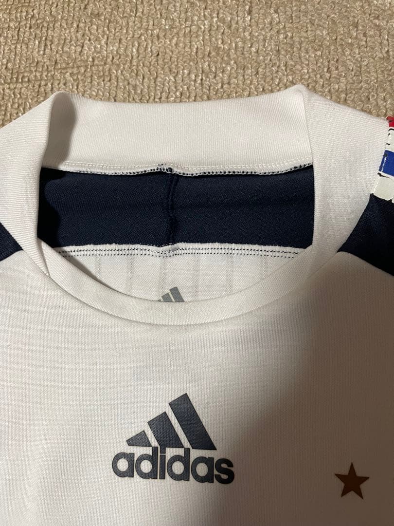 横浜マリノス　サッカーシャツ Oサイズadidas 希少