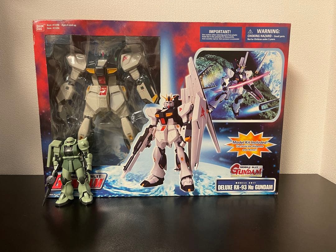 BANDAI RX-93 ニューガンダム フィギュア νガンダム