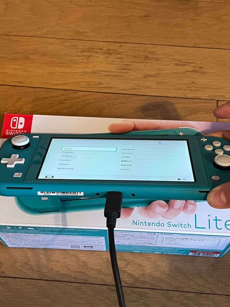 ぽてNintendo Switch Lite➕充電器・ケース付き