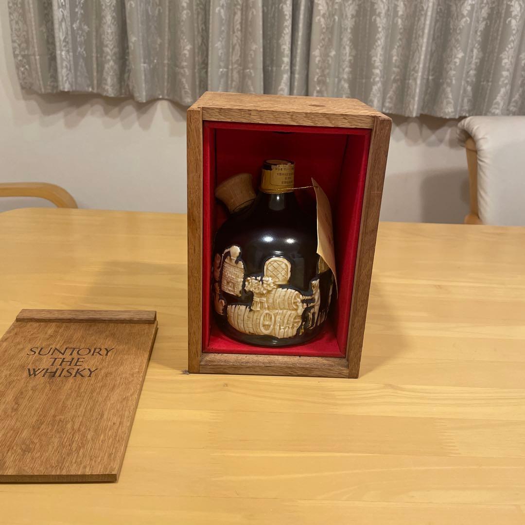 A*n様 Suntory THE WHISKY 木製ボックス入り