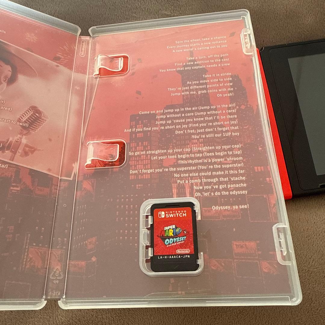 Nintendo Switch 赤/青 本体　マリオオデッセイ　赤いケース付き