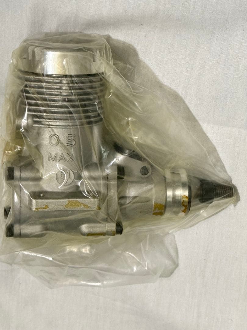 未使用★O.S. MAX61VPラジコン飛行機エンジン＆KATOプロペラセット