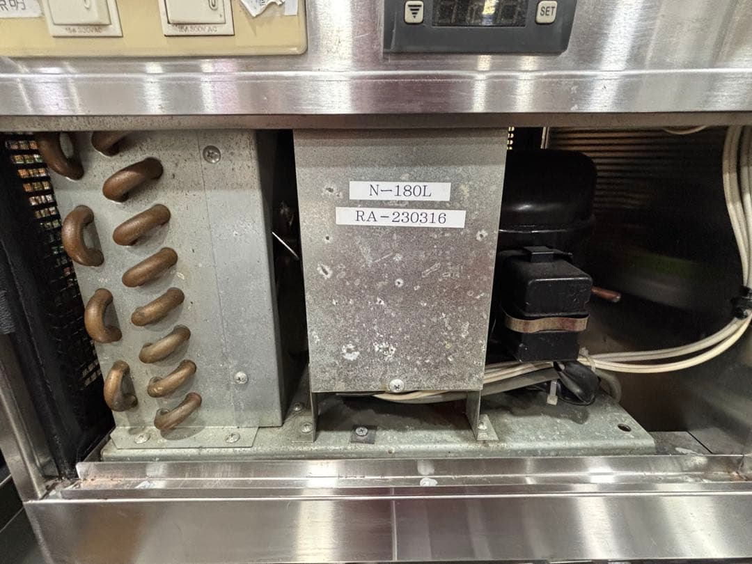 T22 ネタケース 業務用 110L