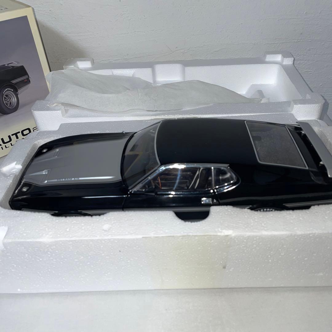 AUTOart MILLENNIUM FORD マスタングマッハ1