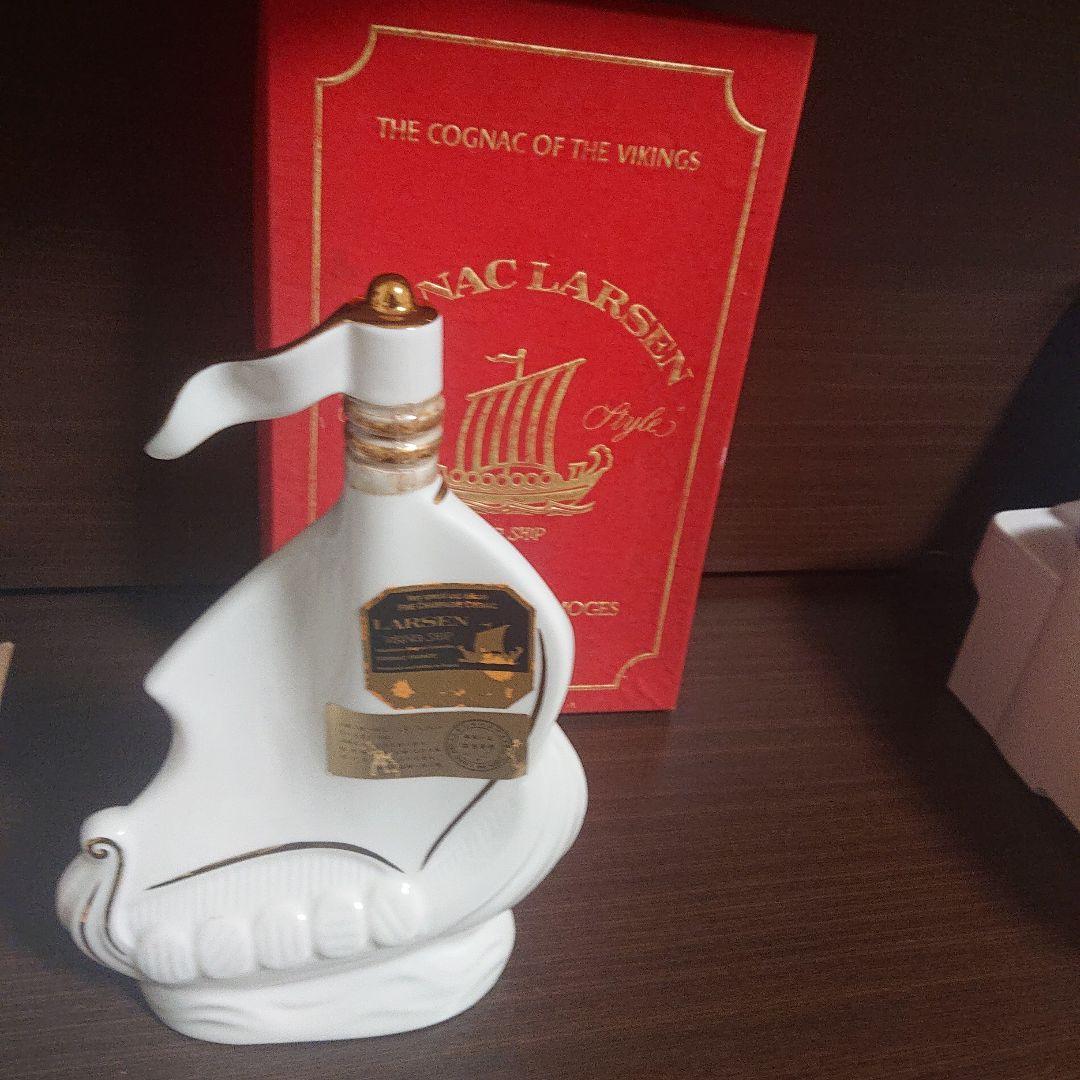 ラーセン コニャック ホワイトリモージュ　（ピュアホワイト）