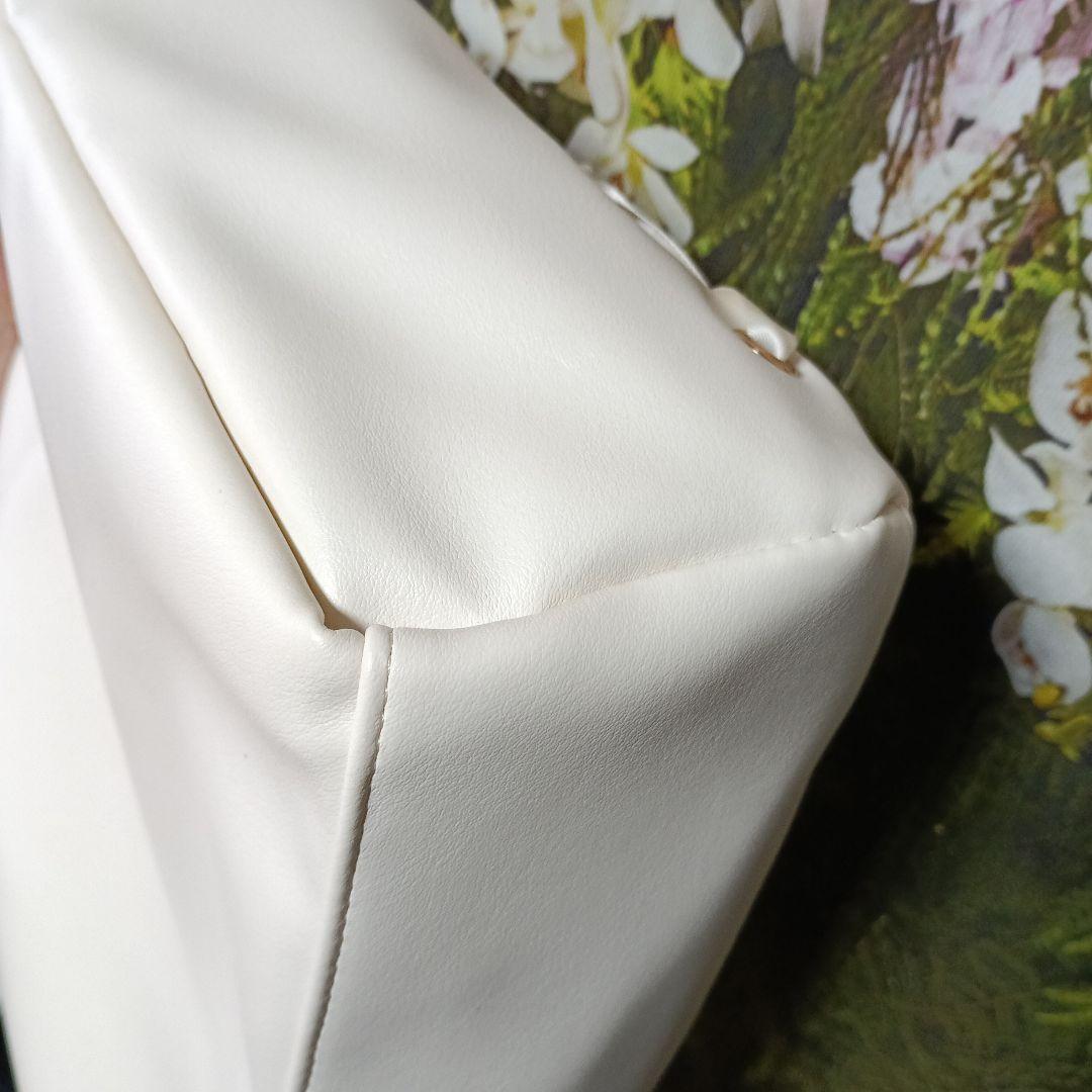 すとぷり　るぅと 痛バック　 WEGO 　白