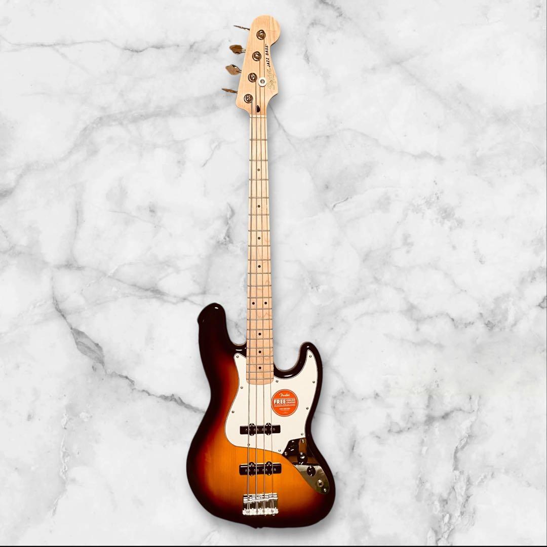 使用感少なめ SQUIRE by Fenderジャズベース ストラップ付き