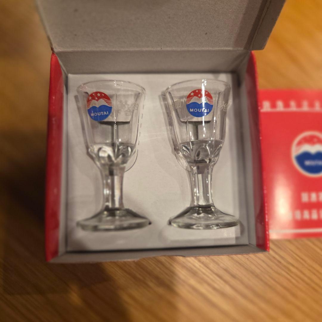 【希少 未開封 2012年】貴州茅台酒 白酒 53度 500ml 付属品完備