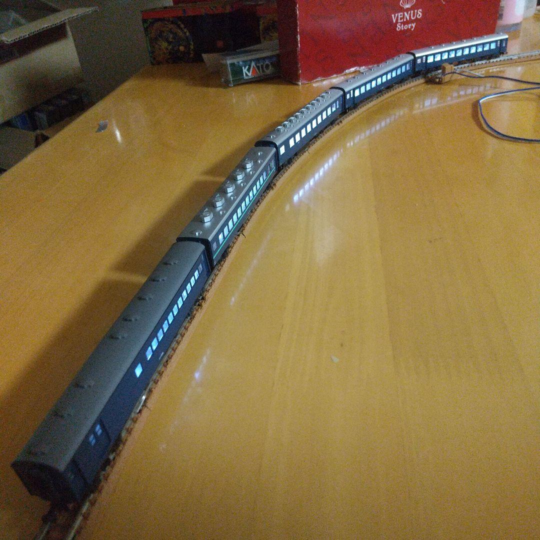 ◆KATOの室内灯つき/旧型客車 急行「かいもん」風 5両 オロ11、スハニ35