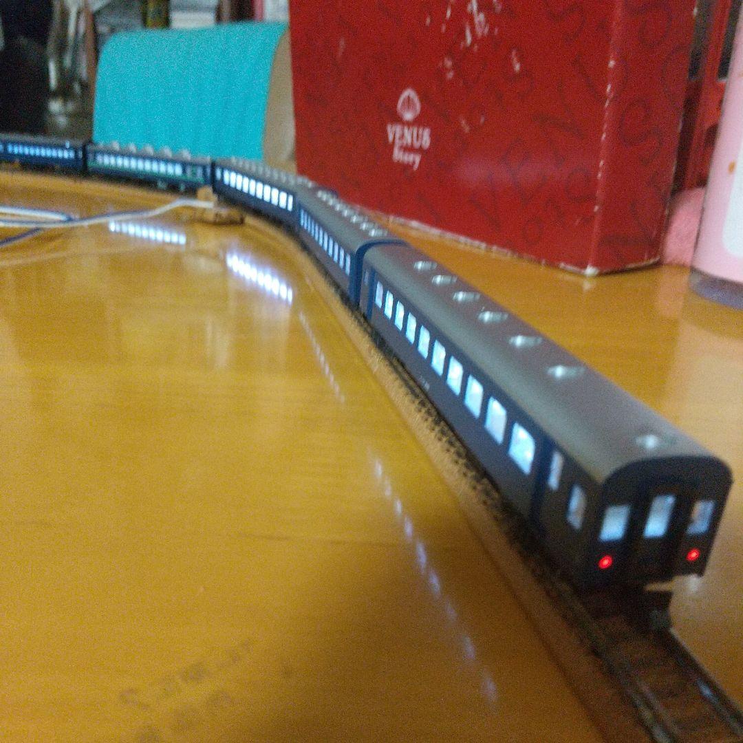 ◆KATOの室内灯つき/旧型客車 急行「かいもん」風 5両 オロ11、スハニ35