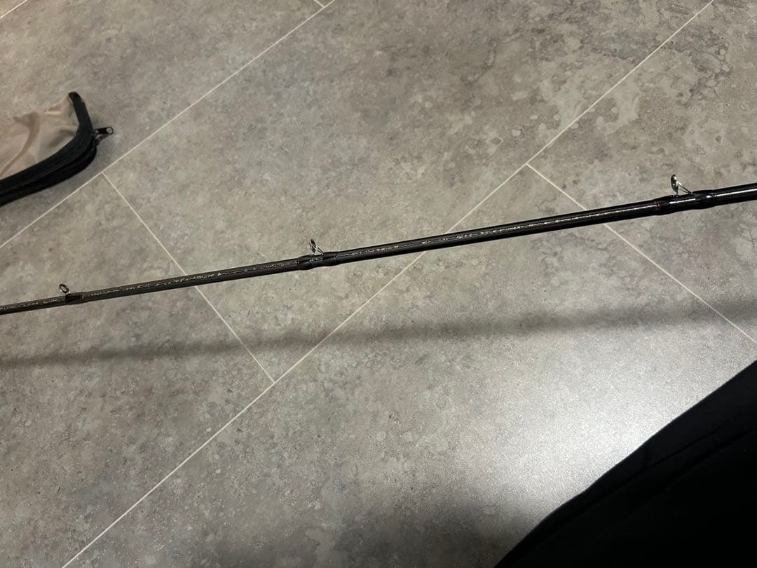 ポイズンアドレナ 174H-LM グリップ部分のみ損傷　その他 不具合なし