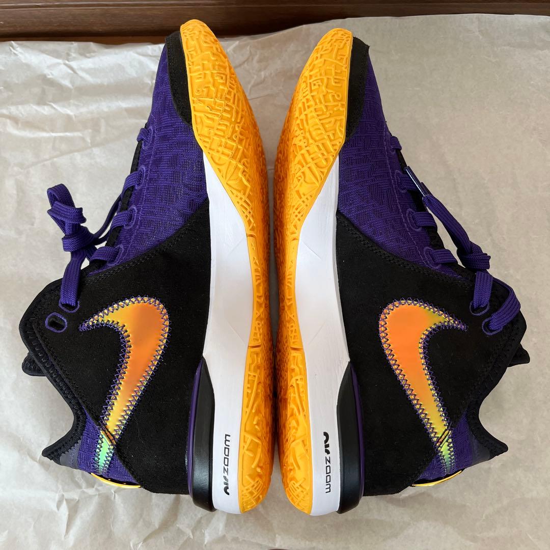 新品　Nike バスケットボールシューズ　25.0 DR8788-500