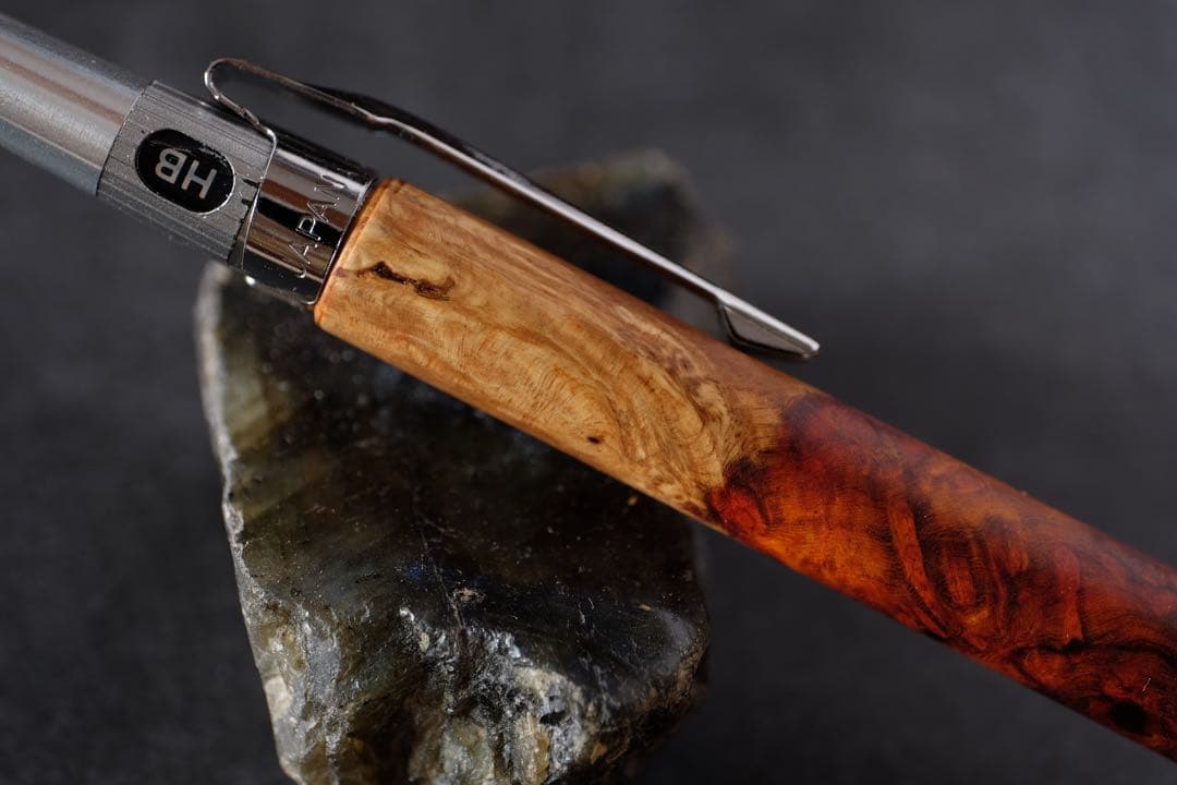 PG5木軸カスタム0202　高村杢工房 製図用シャープペンシル　花梨瘤紅白